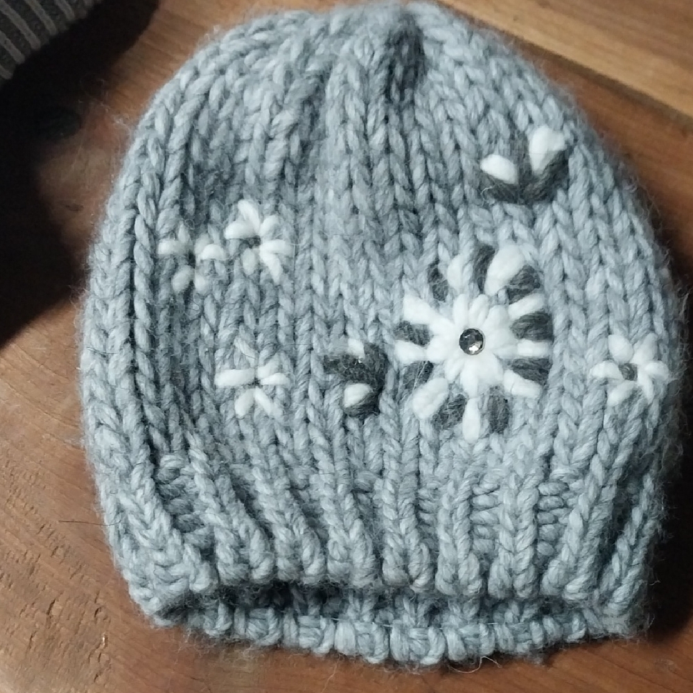 Gelso Bianco Knit Beanie NWOT